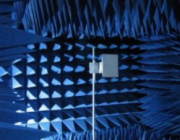 Antena Prueba Microondas Cuarto Oscuro